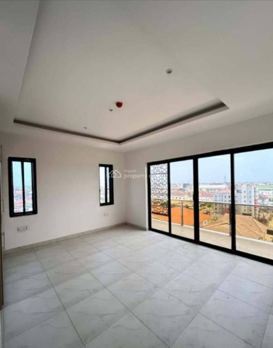 Luxury 2 Bedroom Apartment with Bq, Lekki Phase 1, Lekki, Lagos, Flat / Apartment for Rent