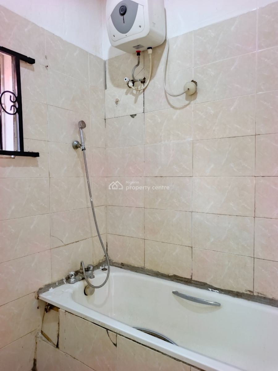 Smart Spacious Conducive 3 Bedrooms Apartment, in Estate at Olokonla Abraham Adesanya Axis, Ajah, Lagos., Olokonla, Ajah, Lagos, Flat / Apartment for Rent