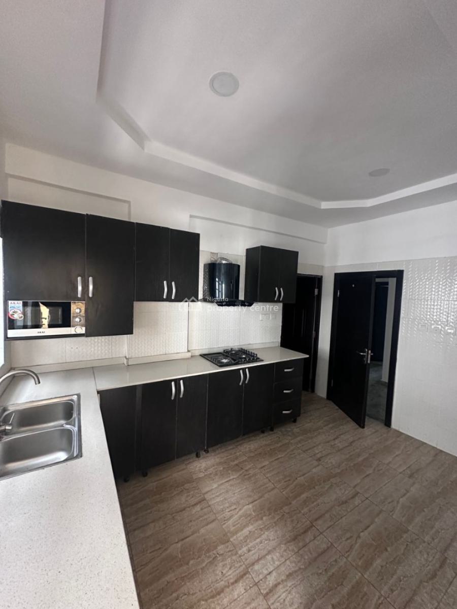 3-bedroom Apartments, Lekki Phase 1, Lekki, Lagos, Flat / Apartment for Sale