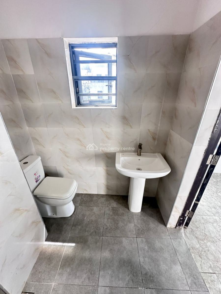 3-bedroom Apartments, Lekki Phase 1, Lekki, Lagos, Flat / Apartment for Sale