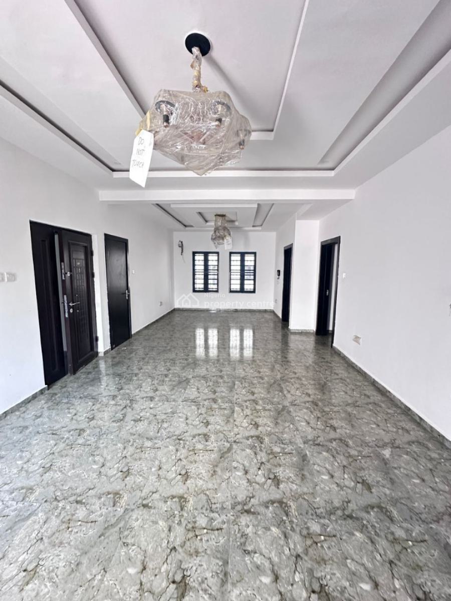 3-bedroom Apartments, Lekki Phase 1, Lekki, Lagos, Flat / Apartment for Sale