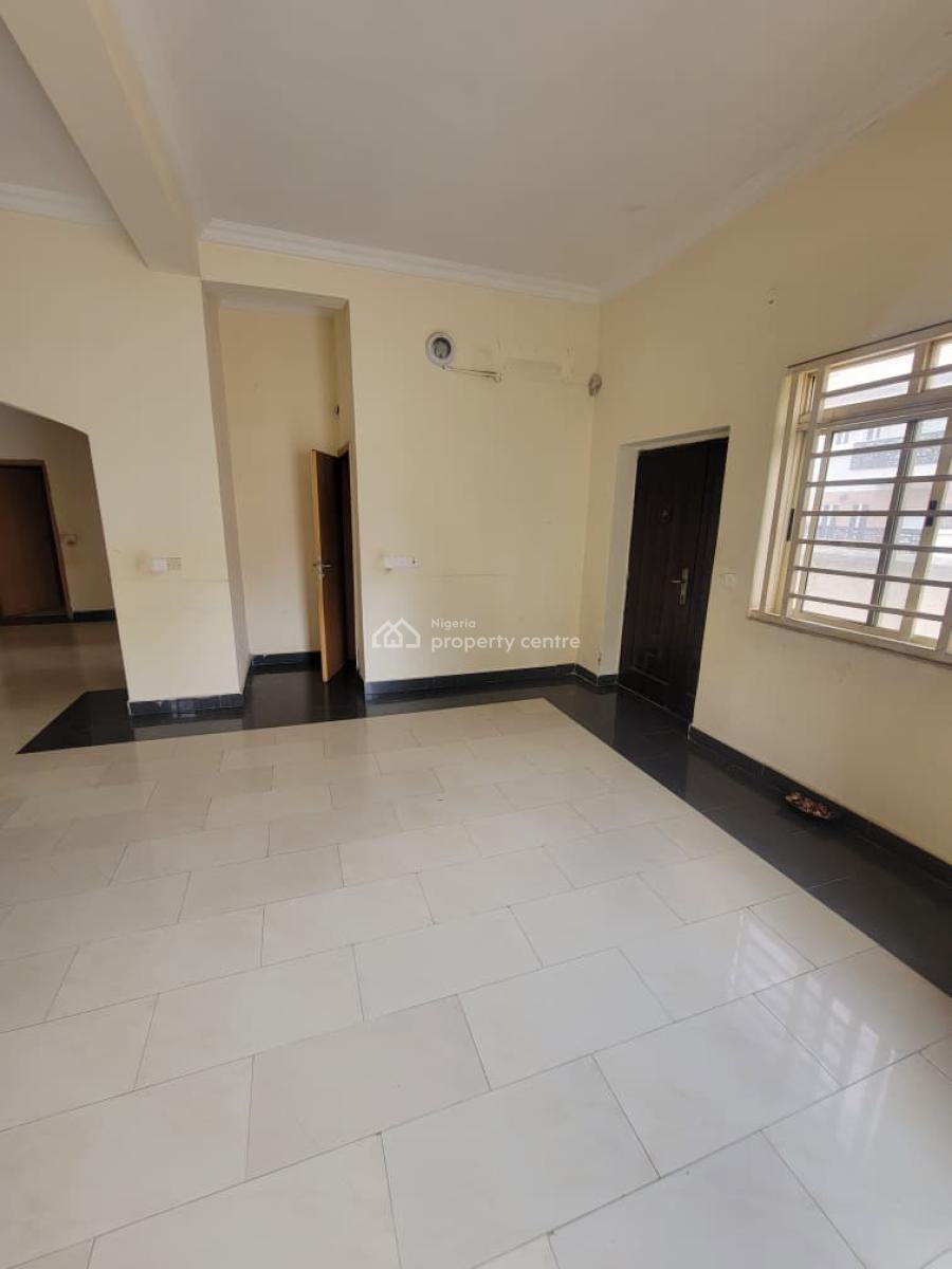 4-bedroom Semi-detached Duplex with a Bq, Jabi, Abuja, Semi-detached Duplex for Rent