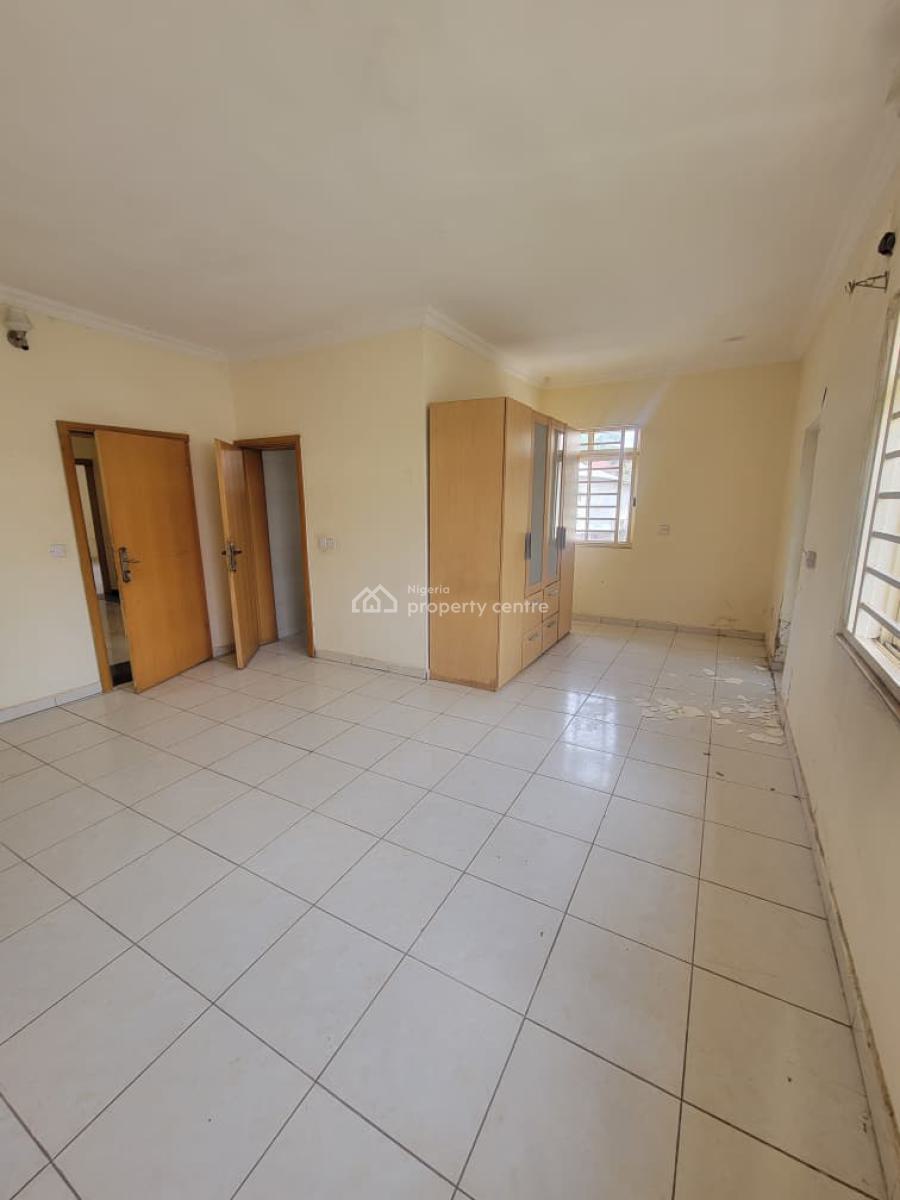 4-bedroom Semi-detached Duplex with a Bq, Jabi, Abuja, Semi-detached Duplex for Rent