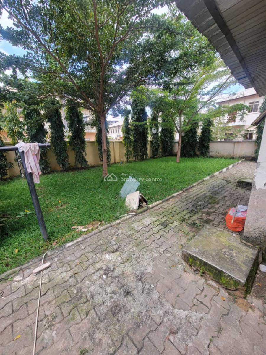 4-bedroom Semi-detached Duplex with a Bq, Jabi, Abuja, Semi-detached Duplex for Rent