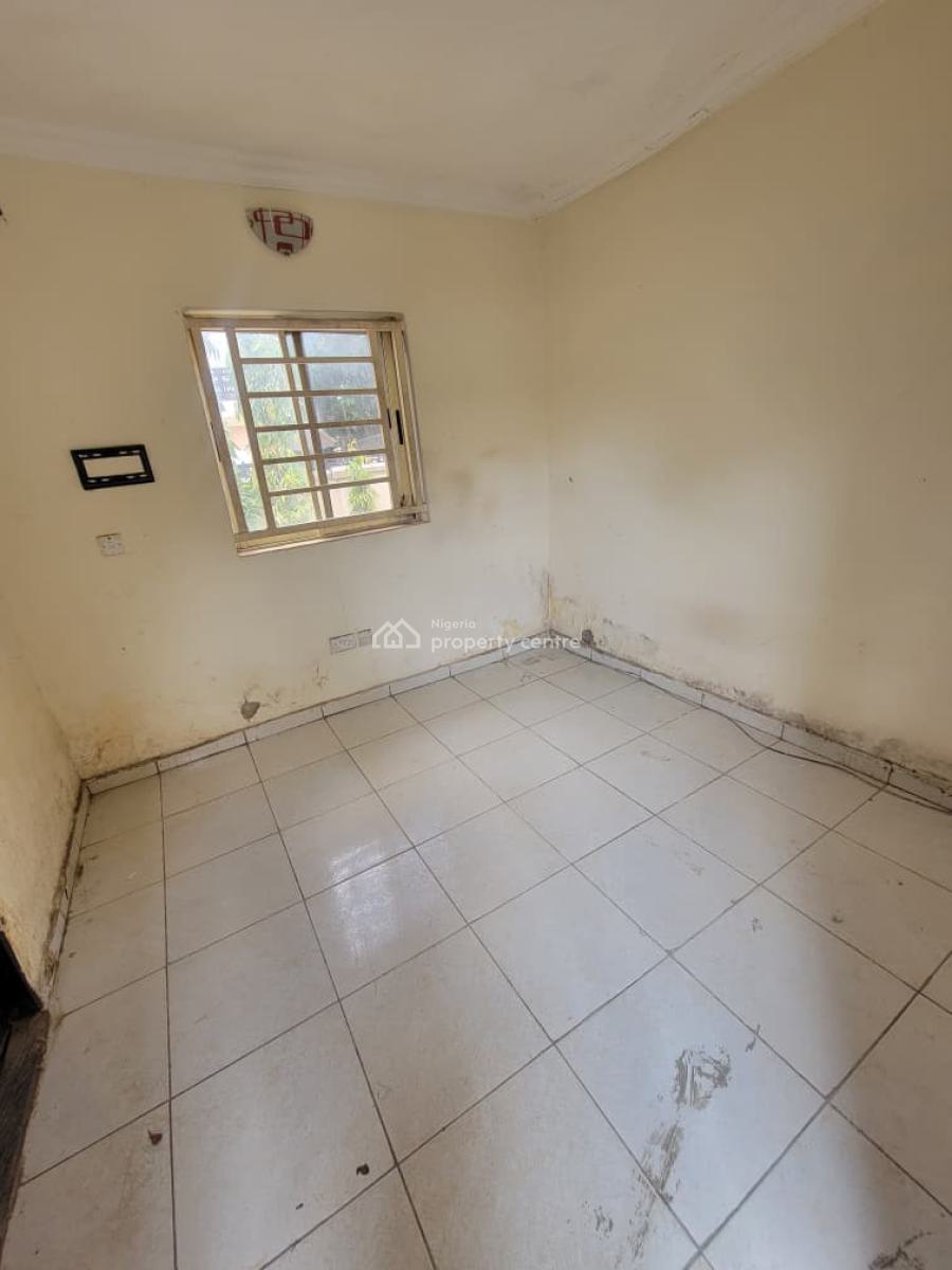 4-bedroom Semi-detached Duplex with a Bq, Jabi, Abuja, Semi-detached Duplex for Rent