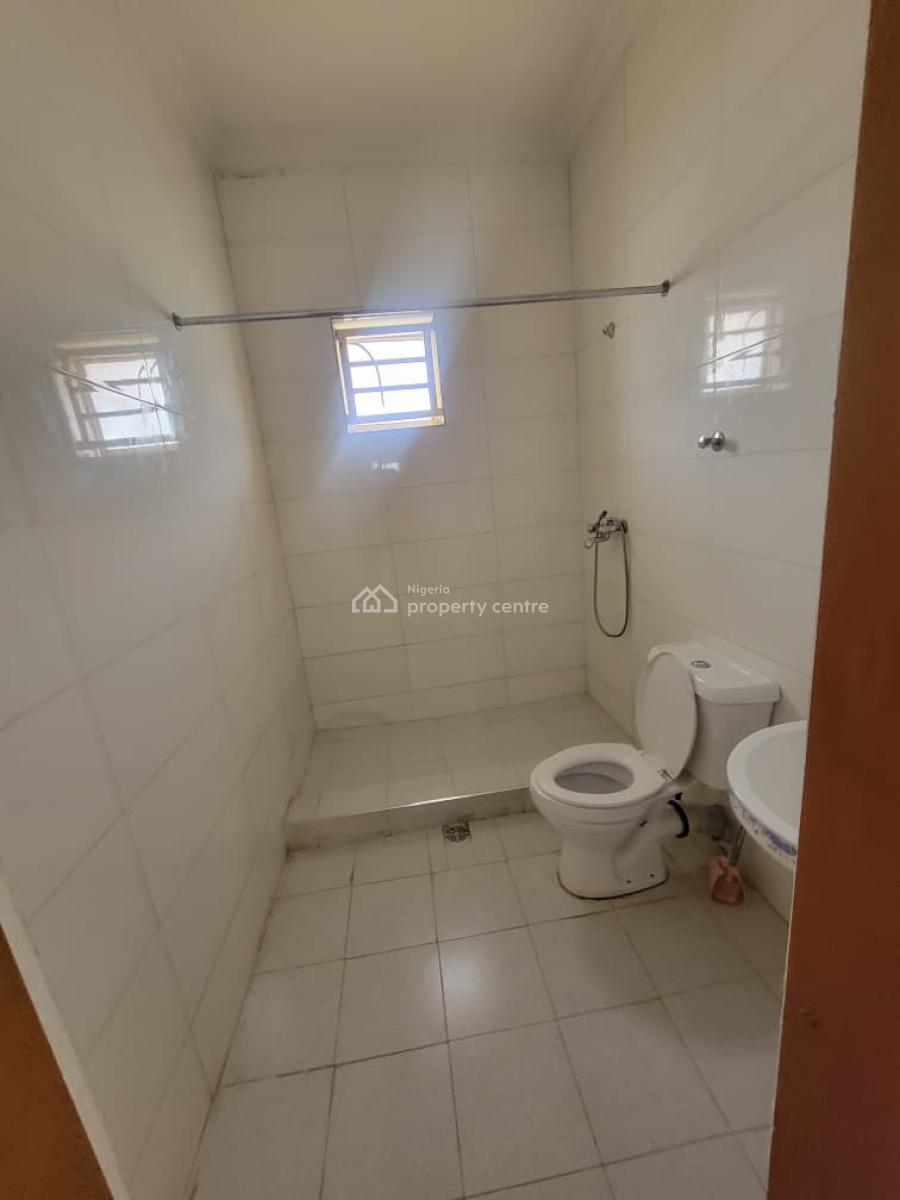 4-bedroom Semi-detached Duplex with a Bq, Jabi, Abuja, Semi-detached Duplex for Rent