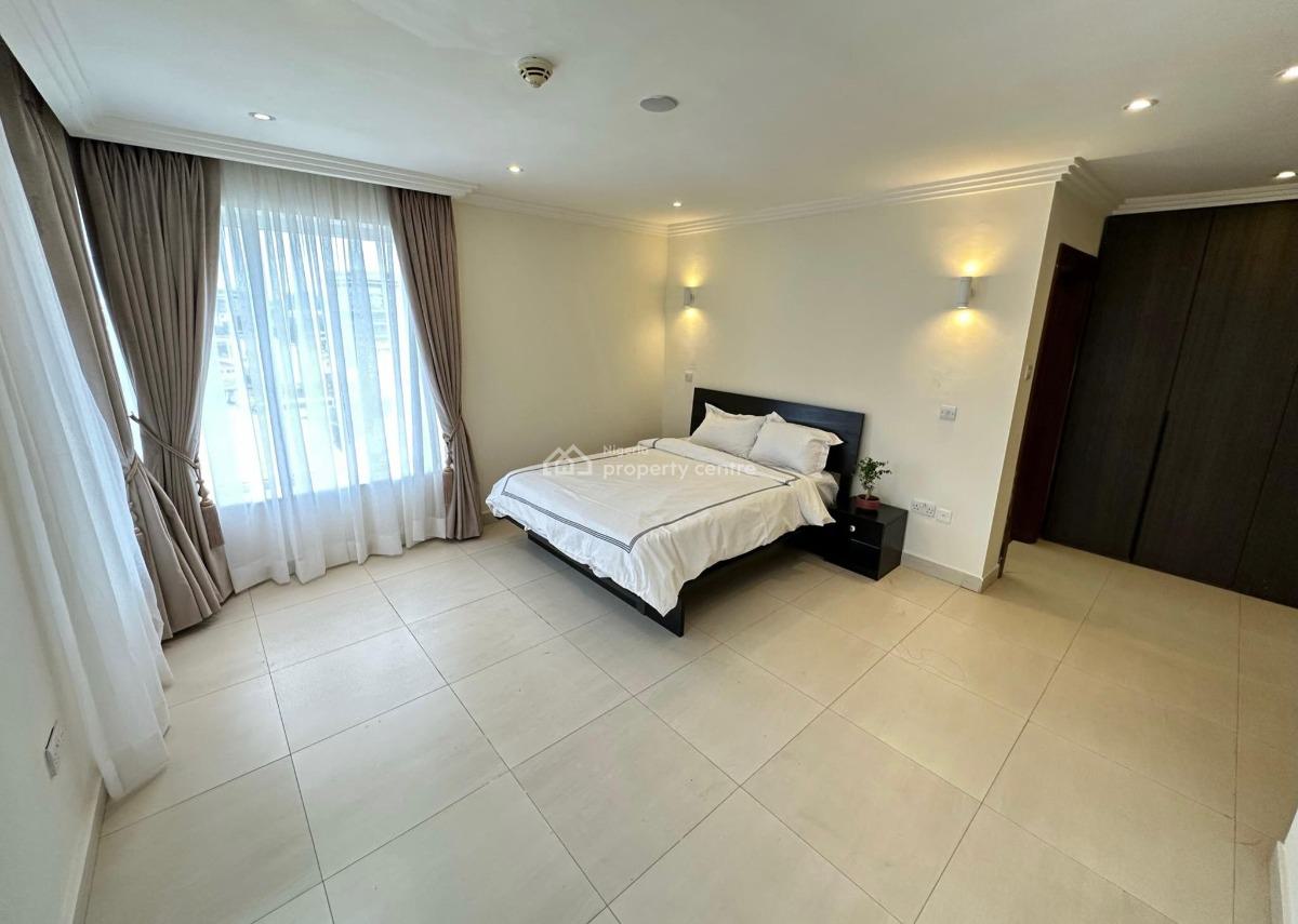 Fully Furnished 3 Bedroom Spacious Flat with Staff Quarters., Ikoyi, Lagos, Flat / Apartment for Rent