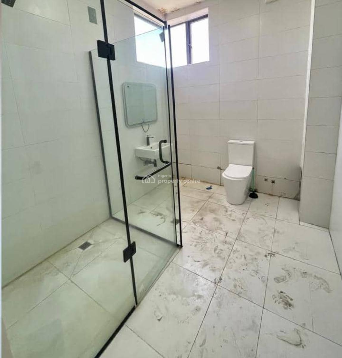 Luxury 1 Bedroom, Lekki Phase 1, Lekki, Lagos, Mini Flat (room and Parlour) for Rent