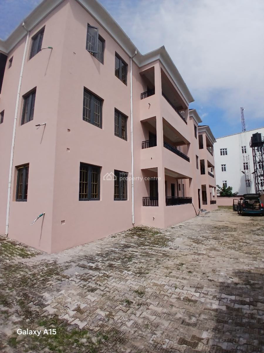 Brand New and Spacious 3bedroom Flat with One Room Bq, Gilmor Area Tarred Access Road, Jahi, Abuja, Flat / Apartment for Rent