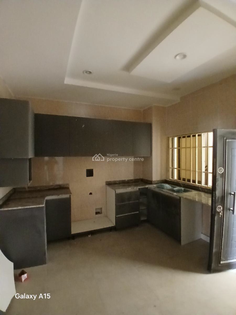 Brand New and Spacious 3bedroom Flat with One Room Bq, Gilmor Area Tarred Access Road, Jahi, Abuja, Flat / Apartment for Rent