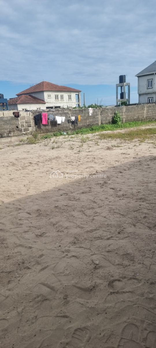 Land Measured at 300sqm Suitable for Lounge and Churches Block Industry, Okunajah Road Eti-osa, Lekki, Lagos, Commercial Land for Rent
