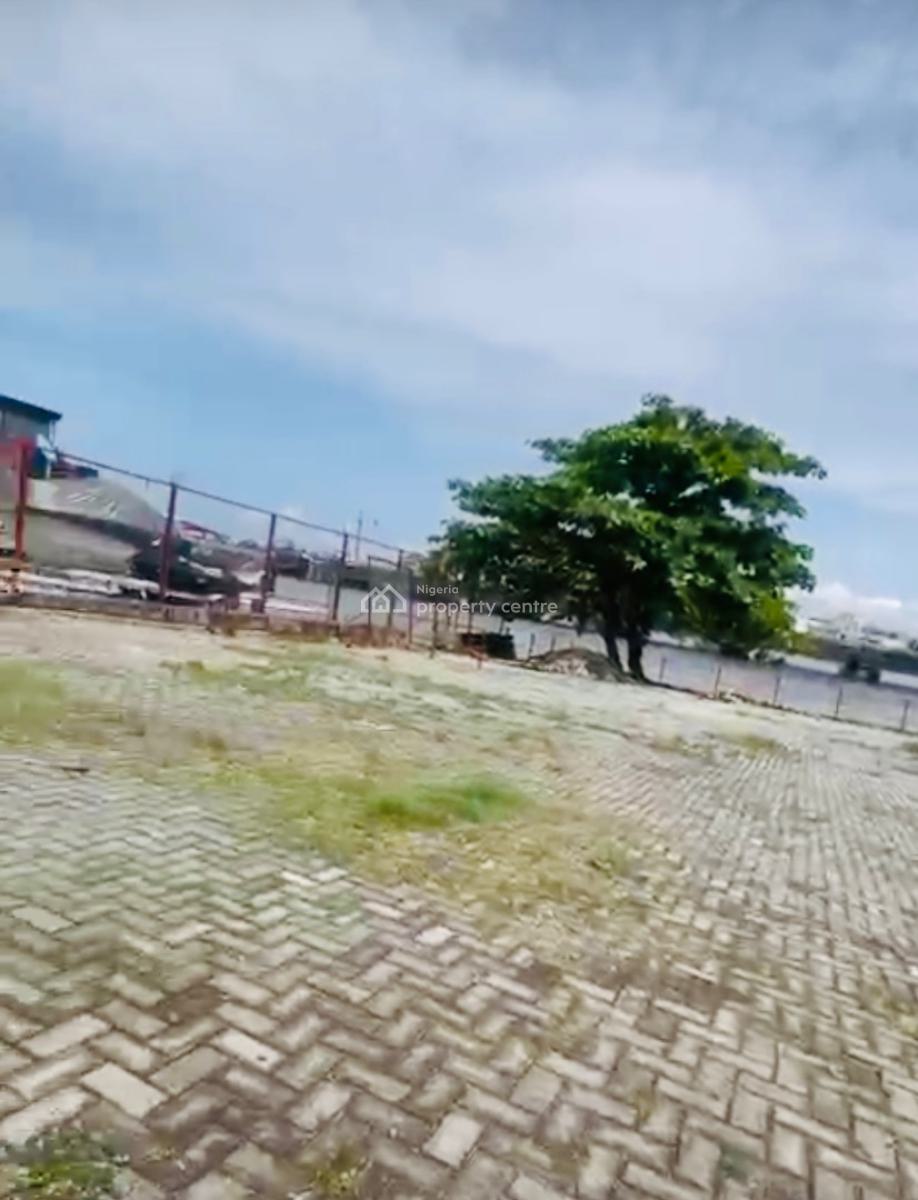 Waterfront Bare Land Available in a Prime Location, Wole Olateju Crescent, Lekki Phase 1, Lekki, Lagos, Commercial Land for Rent