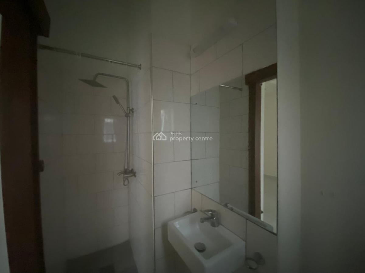 Spacious 2 Bedroom Apartment, Victoria Island (vi), Lagos, Flat / Apartment for Rent