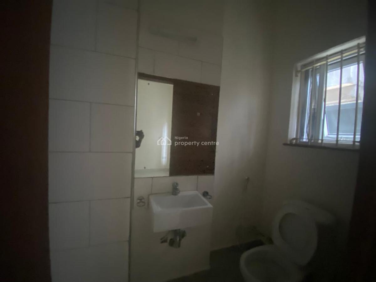 Spacious 2 Bedroom Apartment, Victoria Island (vi), Lagos, Flat / Apartment for Rent