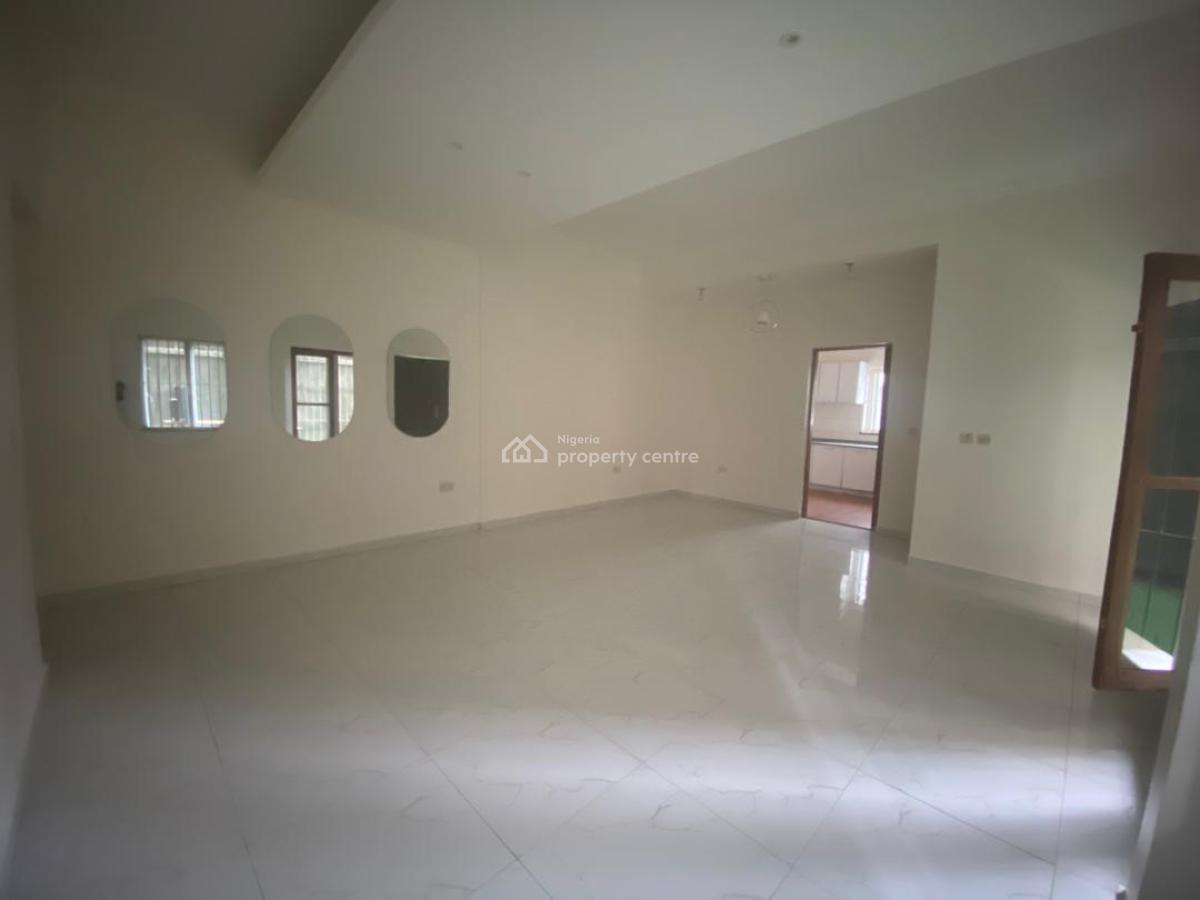 Spacious 2 Bedroom Apartment, Victoria Island (vi), Lagos, Flat / Apartment for Rent