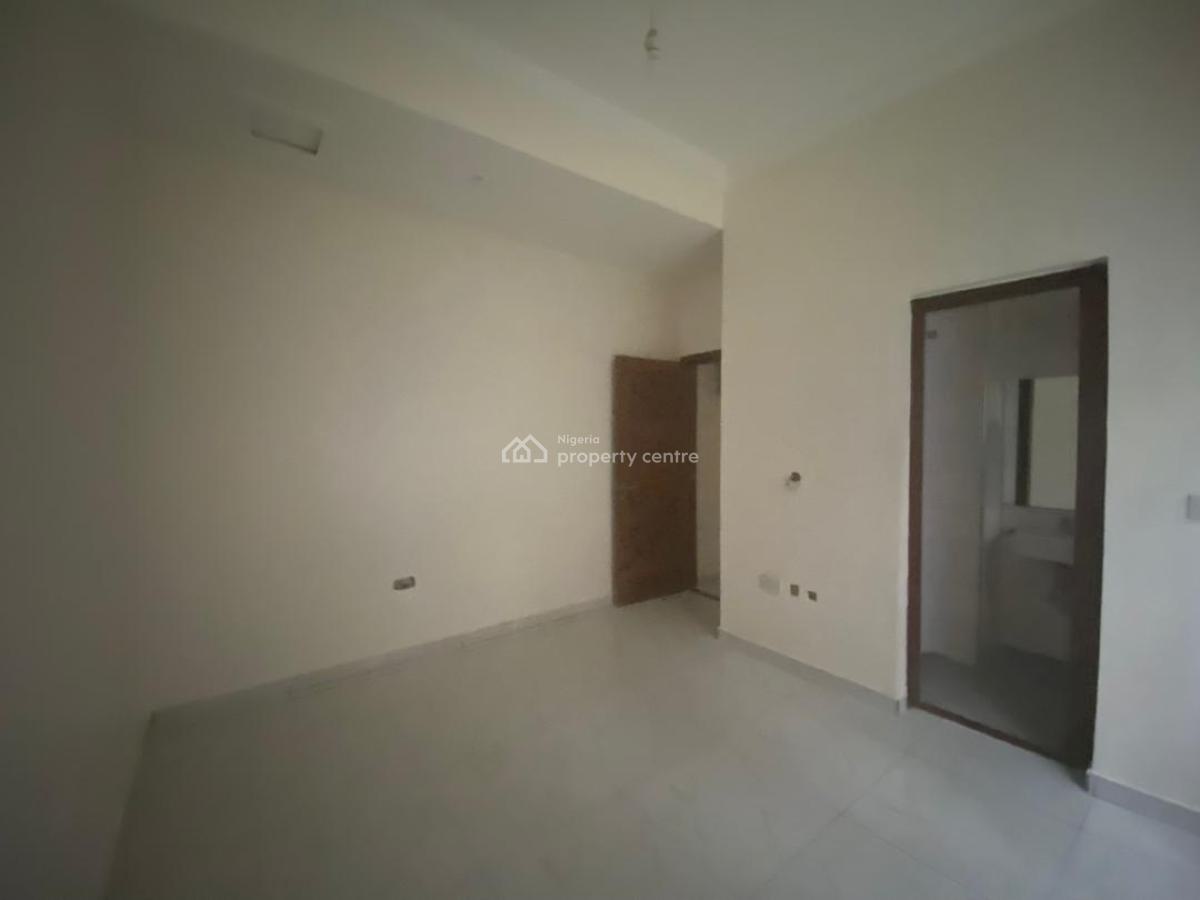 Spacious 2 Bedroom Apartment, Victoria Island (vi), Lagos, Flat / Apartment for Rent