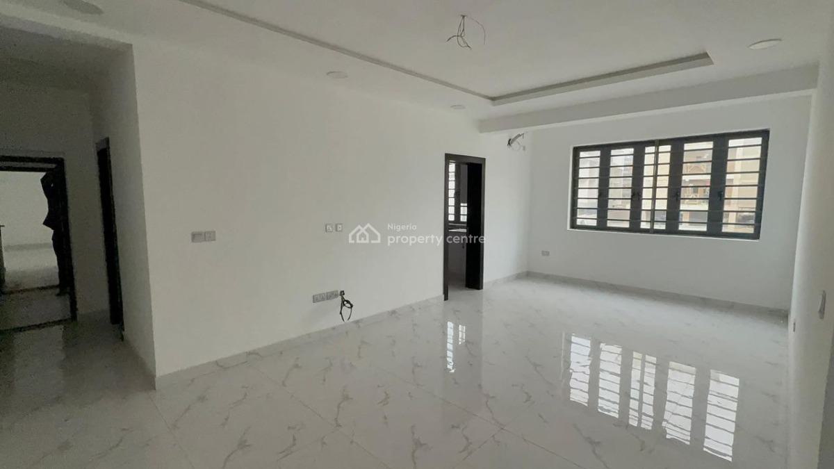 2 Bedroom Luxurious Flat in an Awesome Area, Off Freedom Way, Lekki Phase 1, Lekki, Lagos, Flat / Apartment for Sale
