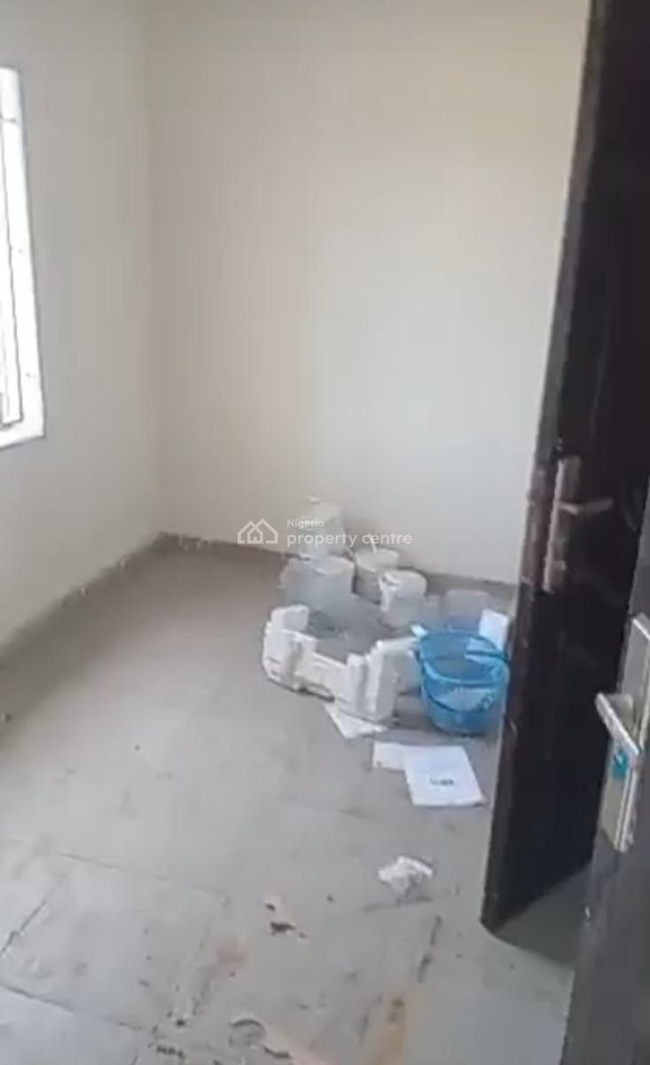 Upstairs Room Self Contain Bq  ( Video Available), Agungi, Lekki, Lagos, Self Contain (single Rooms) for Rent