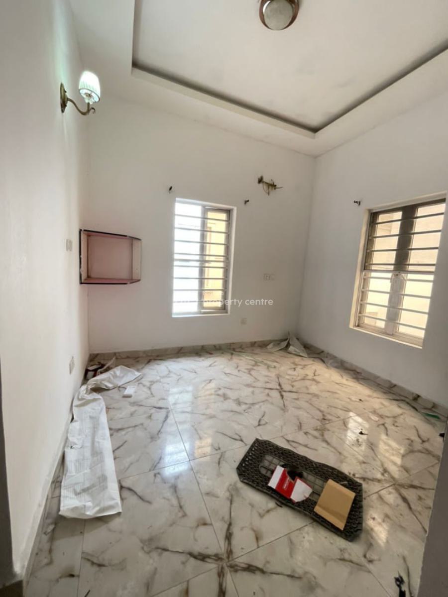 a Room Self Shared Apartment, Opposite Orchid Hospital, Lekki Phase 2, Lekki, Lagos, Flat / Apartment for Rent