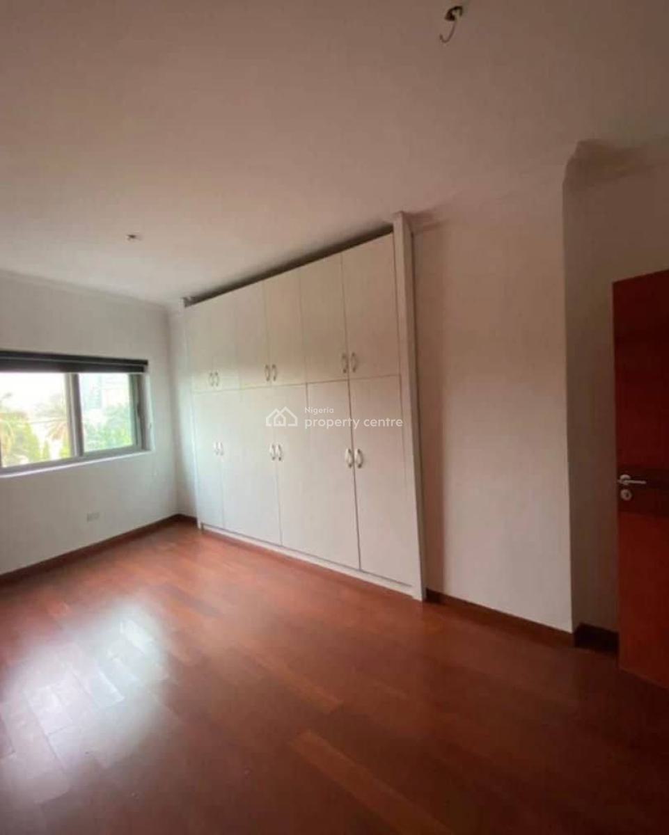 Executive 3bedroom Penthouse in Building of 12 Floors, Old Ikoyi, Ikoyi, Lagos, House for Sale