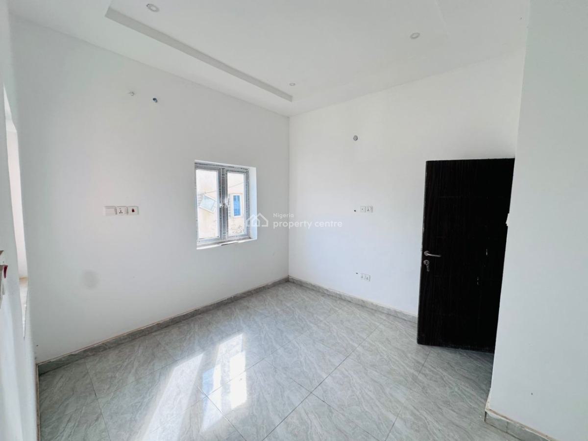 Luxury and Exquisite 3-bedroom Flat, Life Camp, Abuja, Flat / Apartment for Sale