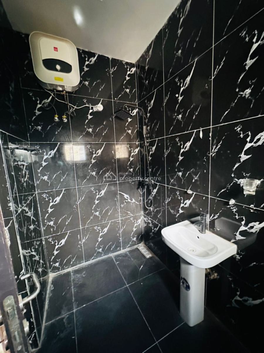 Luxury and Exquisite 3-bedroom Flat, Life Camp, Abuja, Flat / Apartment for Sale