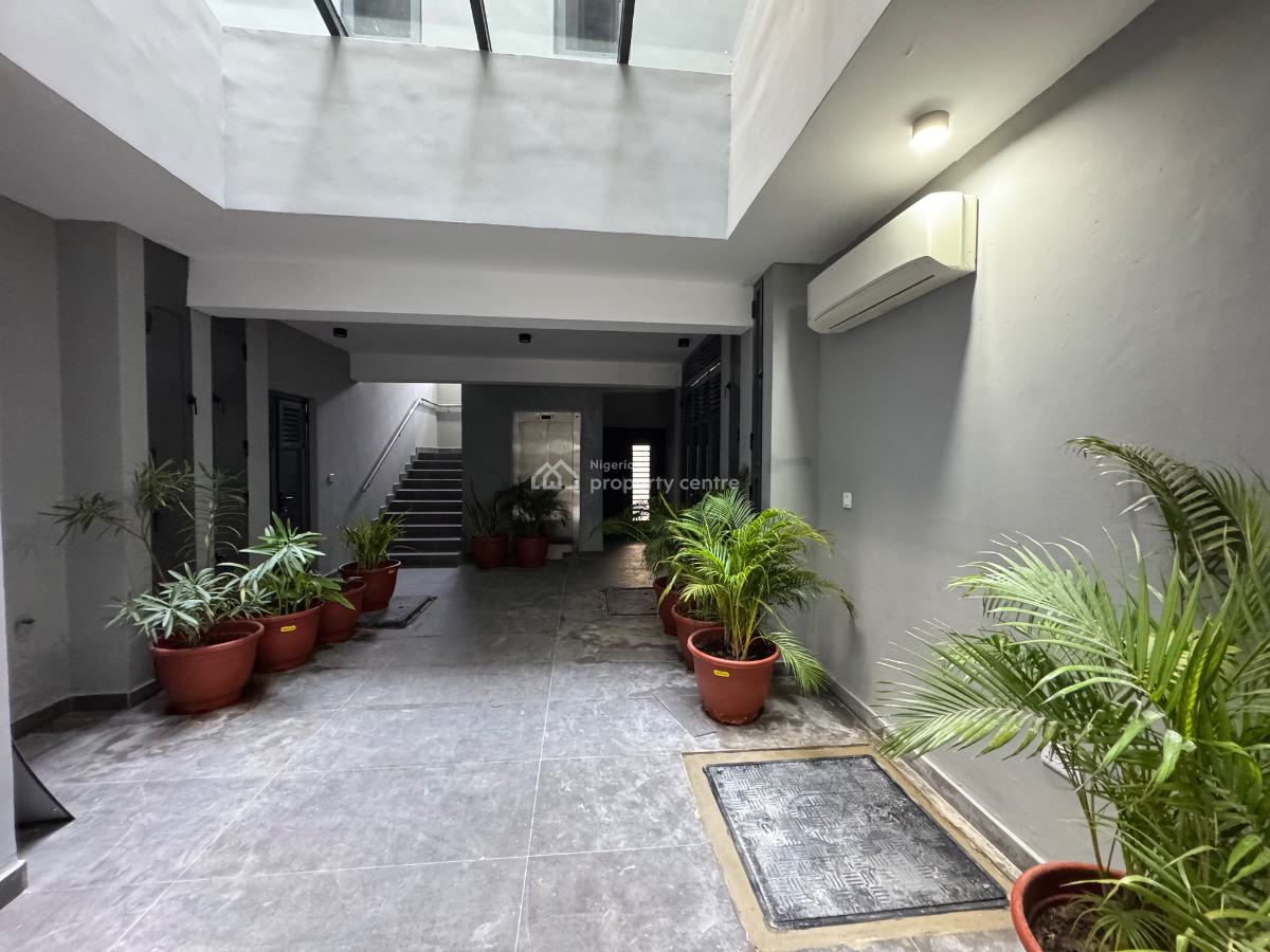 Luxury 3 Bedroom Apartment with Bq and Concierge, Lekki Phase 1, Lekki, Lagos, Flat / Apartment for Sale
