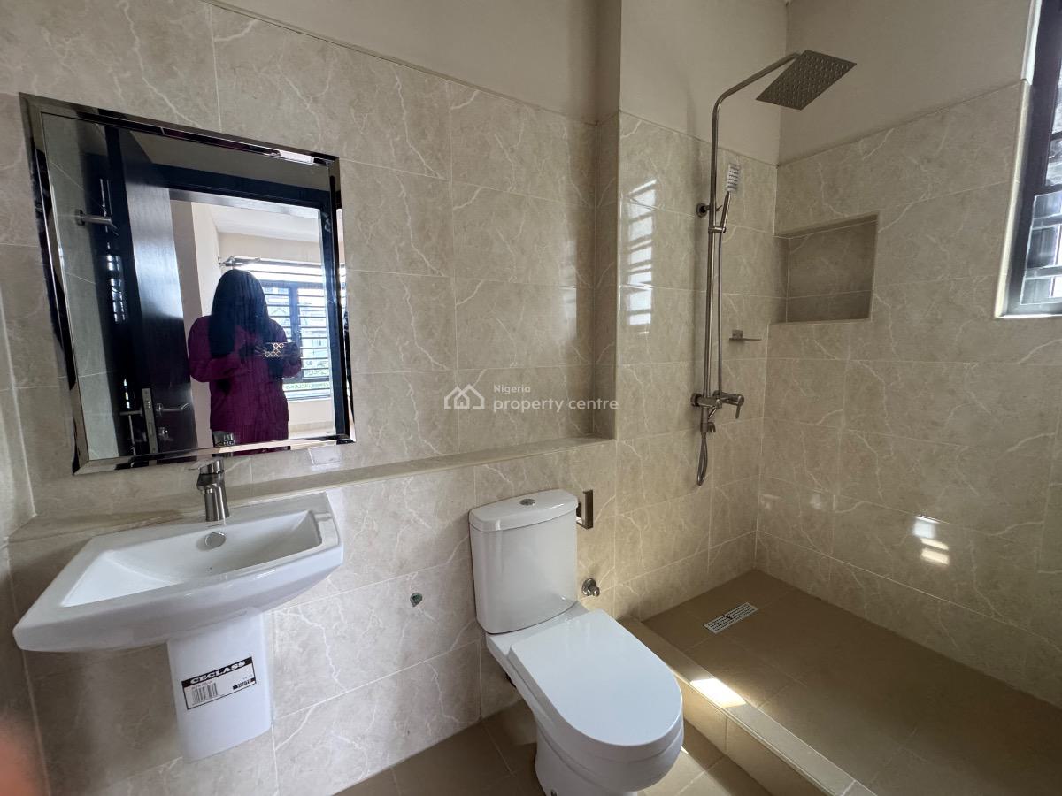 Luxury 3 Bedroom Apartment with Bq and Concierge, Lekki Phase 1, Lekki, Lagos, Flat / Apartment for Sale