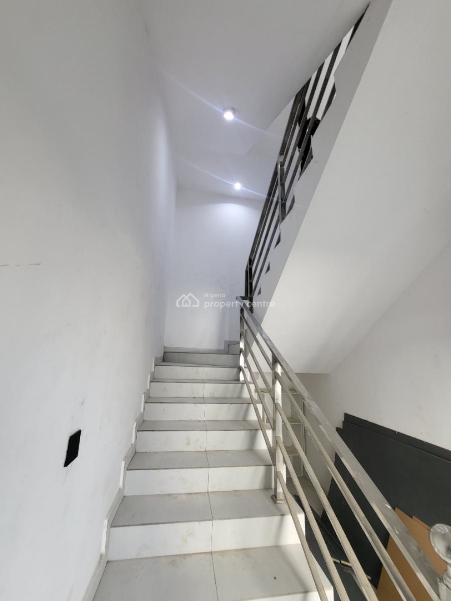 Luxurious 2-bedroom Apartment  Available, Lekki Phase 1, Lekki, Lagos, Flat / Apartment for Sale