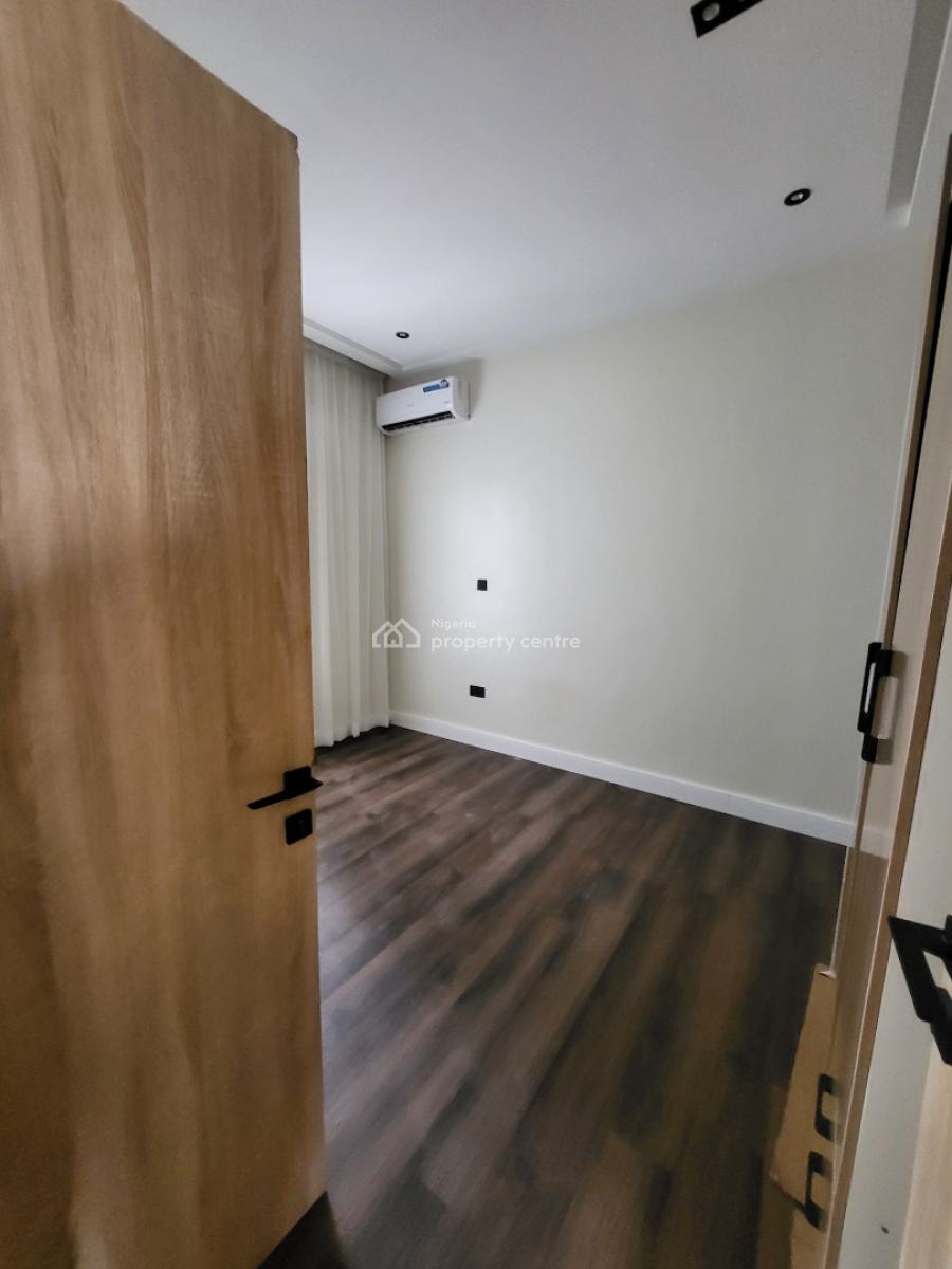 Luxurious 2-bedroom Apartment  Available, Lekki Phase 1, Lekki, Lagos, Flat / Apartment for Sale