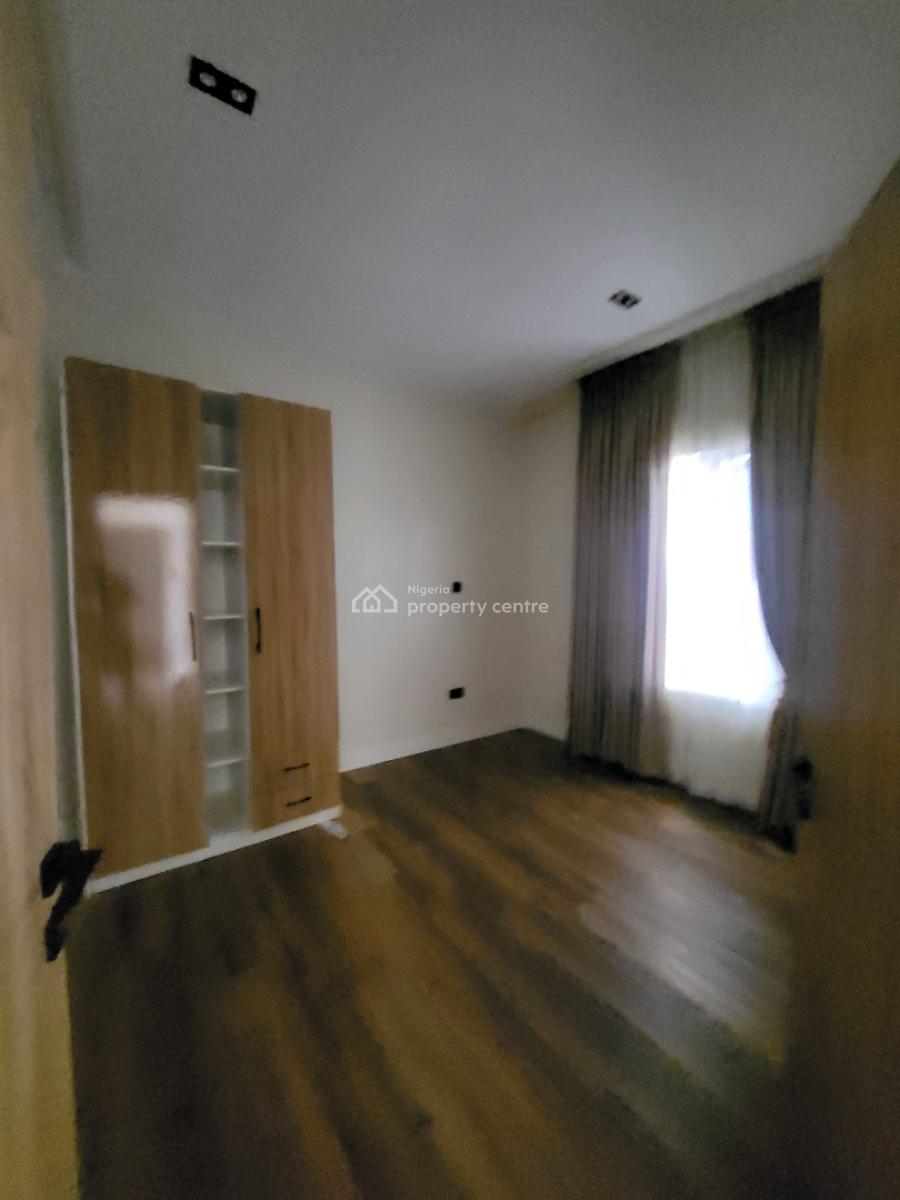 Luxurious 2-bedroom Apartment  Available, Lekki Phase 1, Lekki, Lagos, Flat / Apartment for Sale