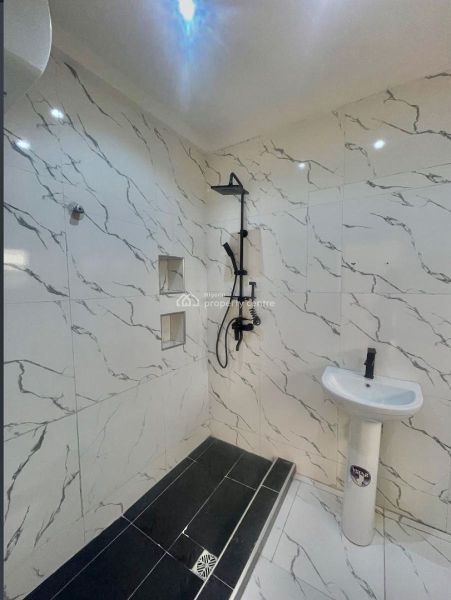 Well Built 2 Bedroom Semi Detached Duplex, Ikate Elegushi, Lekki, Lagos, Semi-detached Duplex for Rent