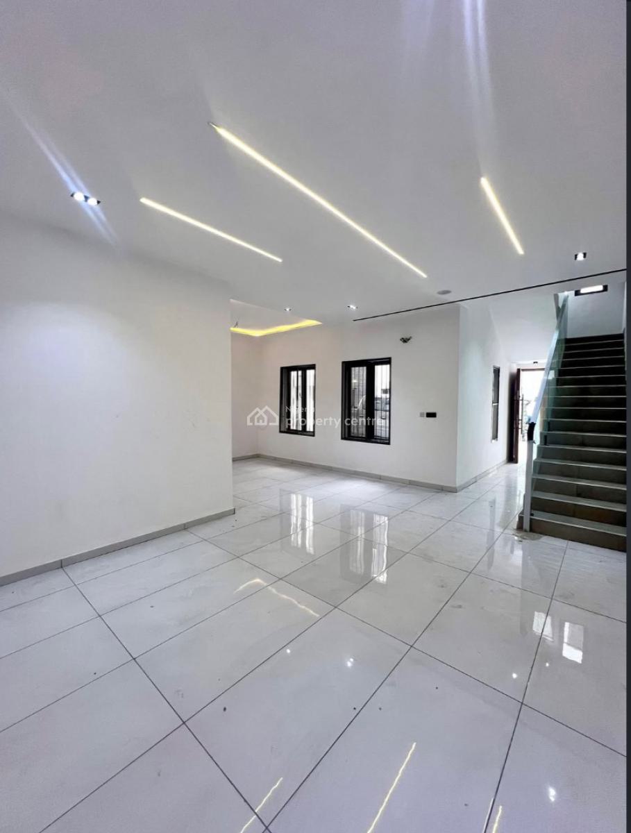 Newly Built Fully Service 4 Bedroom Terrace Duplex with Bq, Lekki Phase 1, Lekki, Lagos, Terraced Duplex for Rent