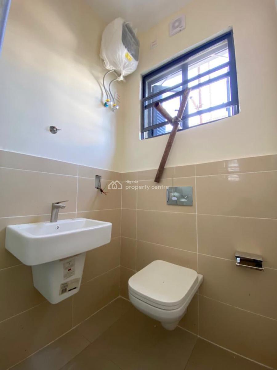 Well Crafted 3 Bedroom Apartment Suitable for Investment, Lekki Phase 1, Lekki Phase 1, Lekki, Lagos, Block of Flats for Sale