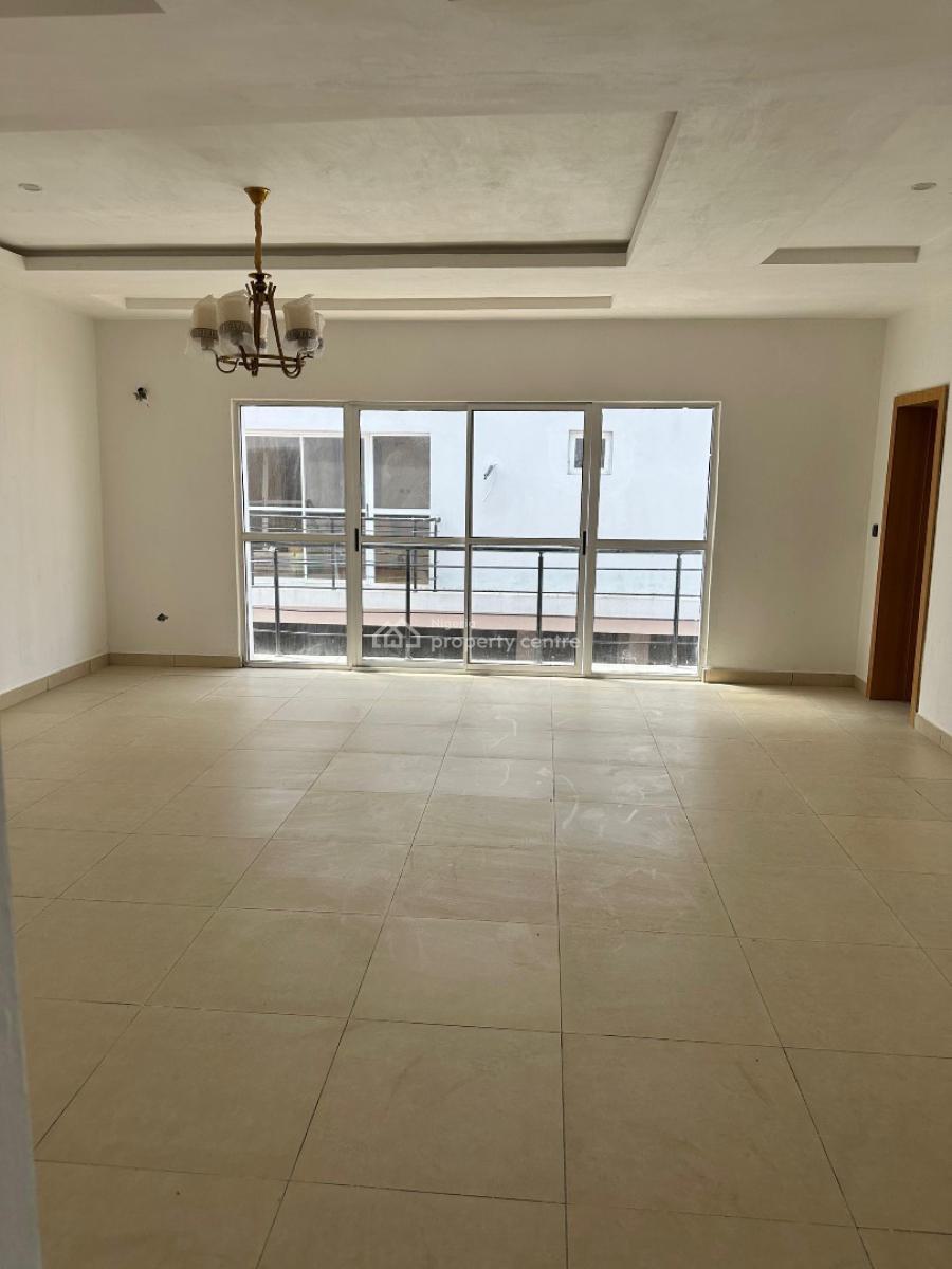 Distress Property 4bedroom Town House Terrace &2room Bq on 2floors, Off Awolowo Road,close to Boat Club ,ikoyi ,lagos , Nigeria, Ikoyi, Lagos, Terraced Duplex for Sale