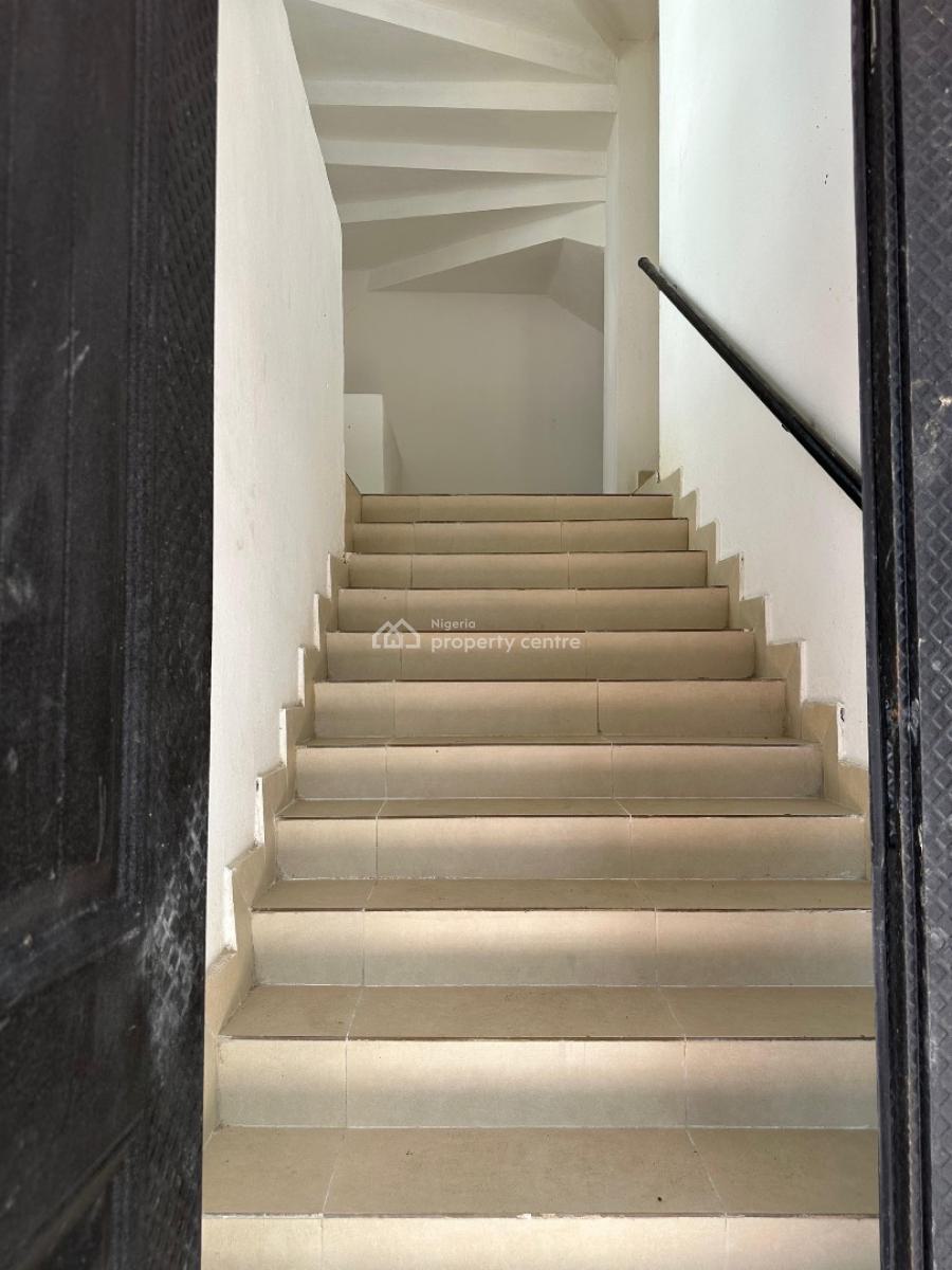 Distress Property 4bedroom Town House Terrace &2room Bq on 2floors, Off Awolowo Road,close to Boat Club ,ikoyi ,lagos , Nigeria, Ikoyi, Lagos, Terraced Duplex for Sale