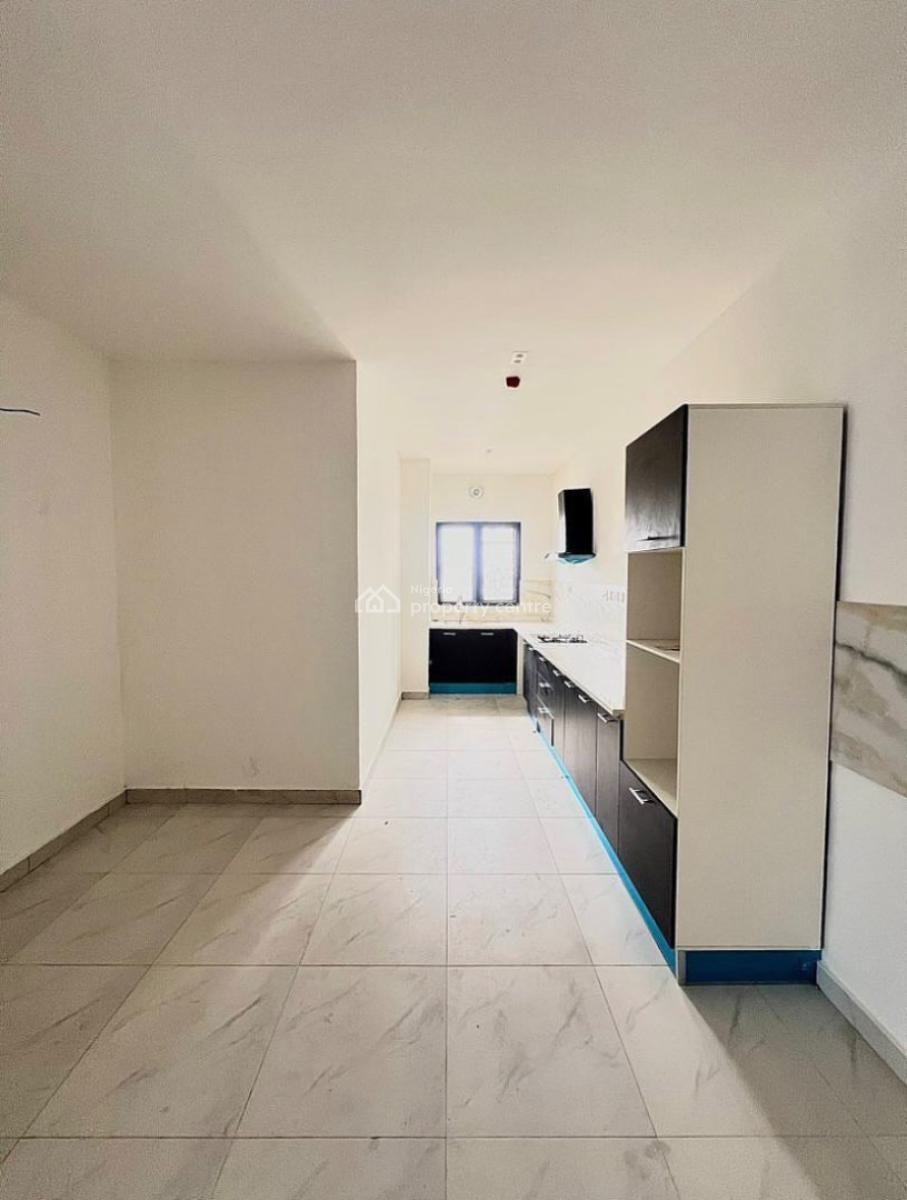 Luxury and Spacious 2 Bedroom Apartment with Bq,swimming Pool and Gym, Lekki Phase 1, Lekki, Lagos, Flat / Apartment for Rent