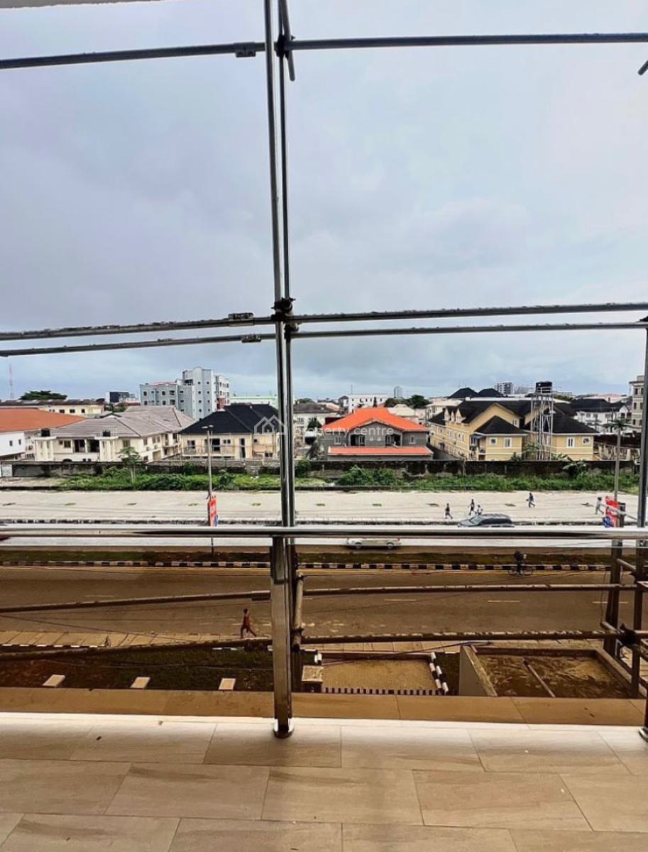 Luxury and Spacious 2 Bedroom Apartment with Bq,swimming Pool and Gym, Lekki Phase 1, Lekki, Lagos, Flat / Apartment for Rent