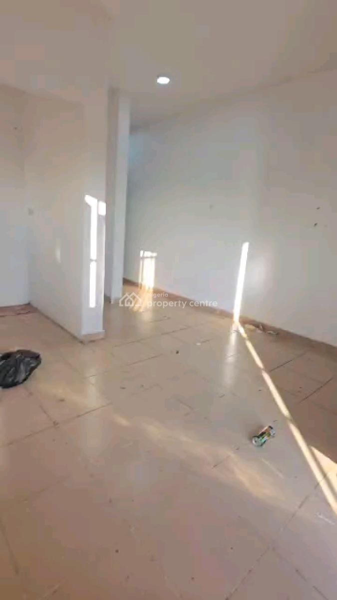 Standard and Space Room Self Contained, Abule Ijesha, Abule Ijesha, Yaba, Lagos, Self Contain (single Rooms) for Rent