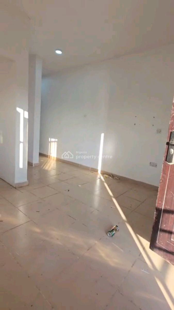 Standard and Space Room Self Contained, Abule Ijesha, Abule Ijesha, Yaba, Lagos, Self Contain (single Rooms) for Rent