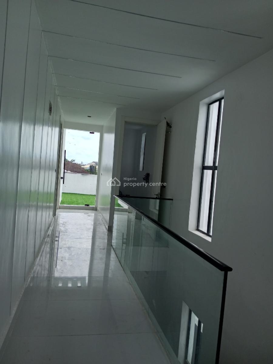 Modern Spacious 5 Bedroom Duplex with Pool and Cinema, Off Admiralty Road, Lekki Phase 1, Lekki, Lagos, Detached Duplex for Sale