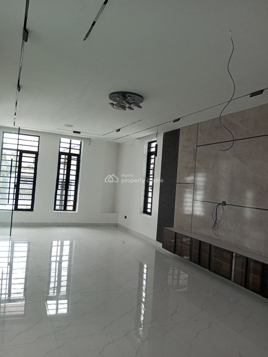 Modern Spacious 5 Bedroom Duplex with Pool and Cinema, Off Admiralty Road, Lekki Phase 1, Lekki, Lagos, Detached Duplex for Sale