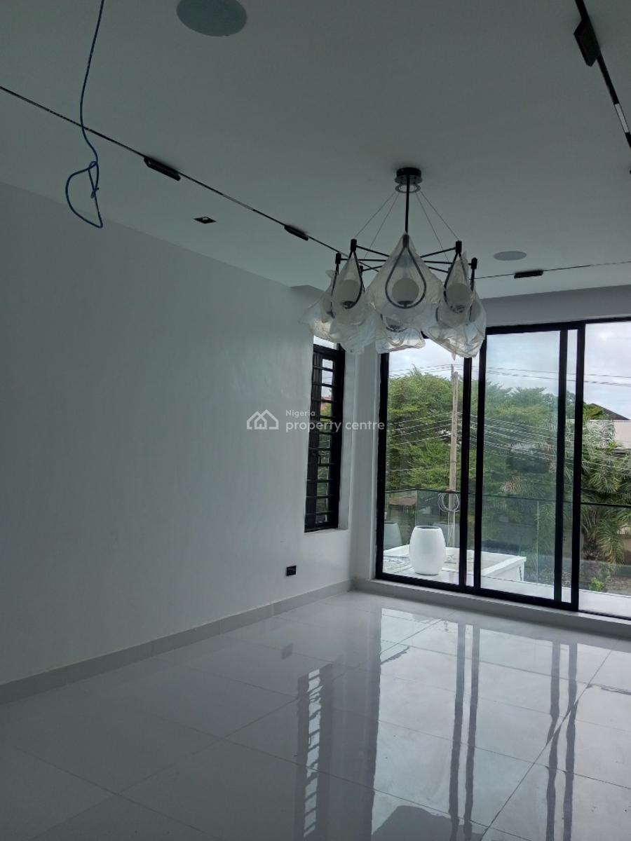 Modern Spacious 5 Bedroom Duplex with Pool and Cinema, Off Admiralty Road, Lekki Phase 1, Lekki, Lagos, Detached Duplex for Sale