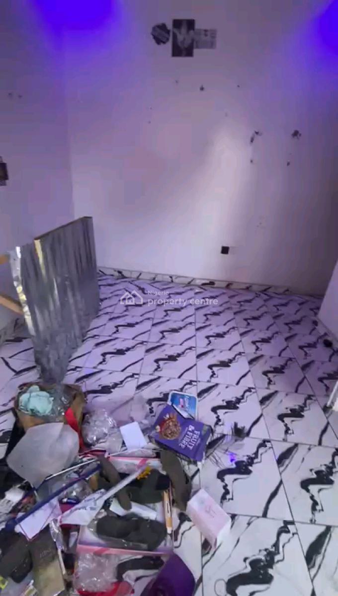 Standard and Executive Self Contained Room, Bakare Dowdu, Gbagada, Lagos, Self Contain (single Rooms) for Rent
