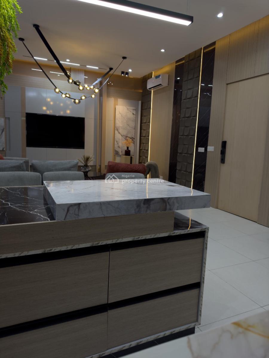 Tastefully Furnished 1 Bedroom with Pool, Gym and Ps5, Lekki Phase 1, Lekki, Lagos, Mini Flat (room and Parlour) Short Let