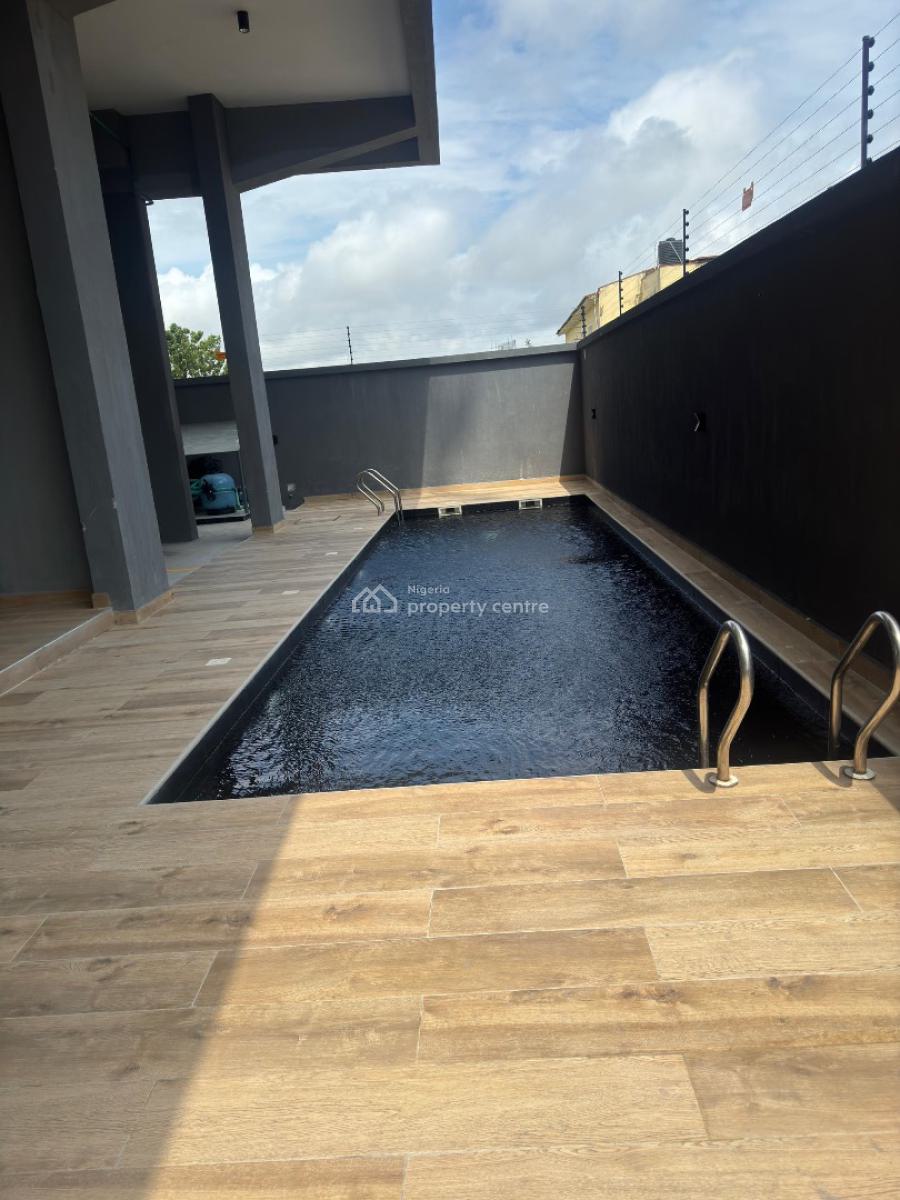 Tastefully Furnished 1 Bedroom with Pool, Gym and Ps5, Lekki Phase 1, Lekki, Lagos, Mini Flat (room and Parlour) Short Let
