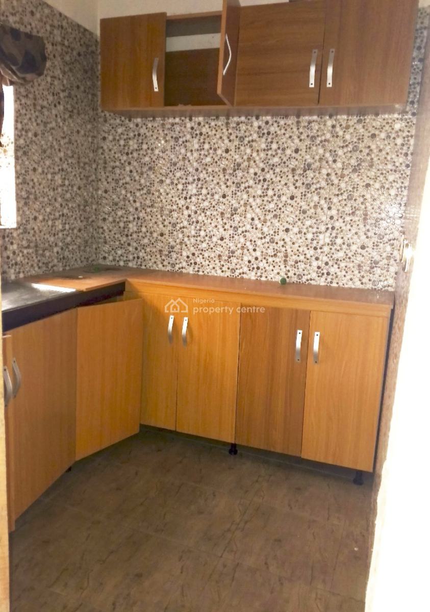 Nice and Standard Self Con with Kitchen, Serene and Secure Estate Agungi Lekki, Agungi, Lekki, Lagos, Self Contain (single Rooms) for Rent