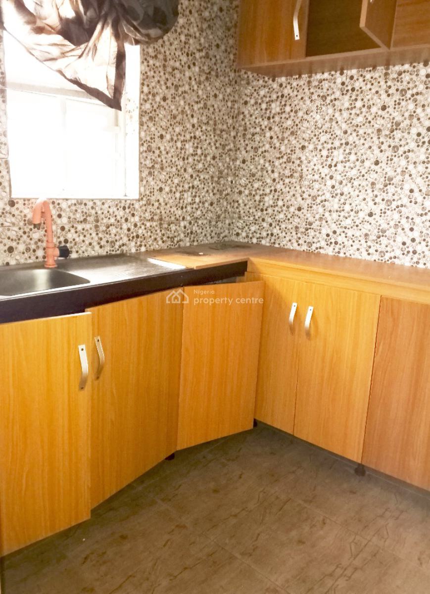 Nice and Standard Self Con with Kitchen, Serene and Secure Estate Agungi Lekki, Agungi, Lekki, Lagos, Self Contain (single Rooms) for Rent