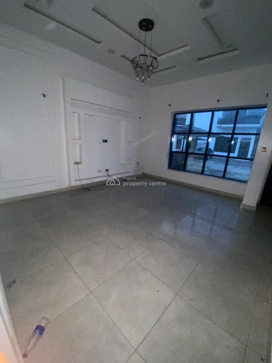 Newly Renovated 4 Bedrooms Semi Detached Duplex with Bq, Ikota Lekki, Ikota, Lekki, Lagos, Semi-detached Duplex for Rent