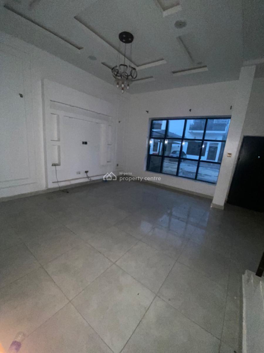 Newly Renovated 4 Bedrooms Semi Detached Duplex with Bq, Ikota Lekki, Ikota, Lekki, Lagos, Semi-detached Duplex for Rent